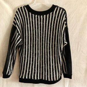 Zara knit crewneck long sleeve